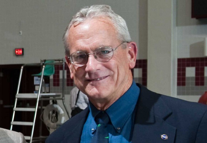 Bob Duenkel Retires From International Swimming Hall of Fame