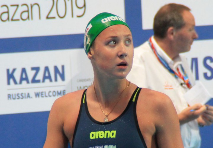 Daria K Ustinova Blazes Way to 3rd in World in 200 Back 20692
