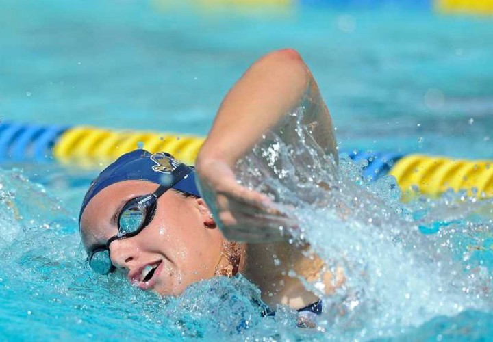 Miami Bests Florida International 161101