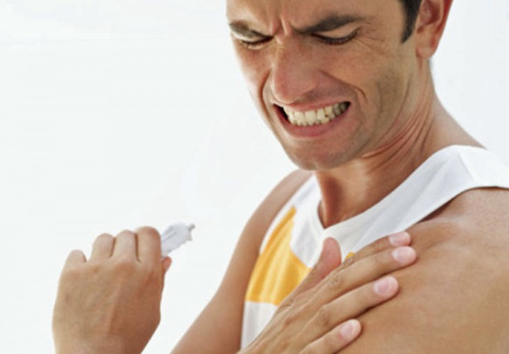 Why You Shouldnt Shrug Off Swimmers Shoulder