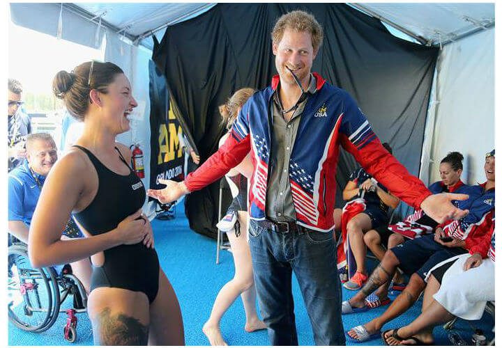 American Swimmer Sgt Elizabeth Marks Gives Prince Harry Invictus Gold Medal