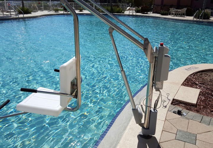 Spectrum Aquatics Launches New ADA Lift Motion Trek 350