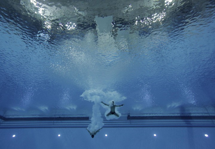 China Nearly Sweeps Gold at Diving World Series Event